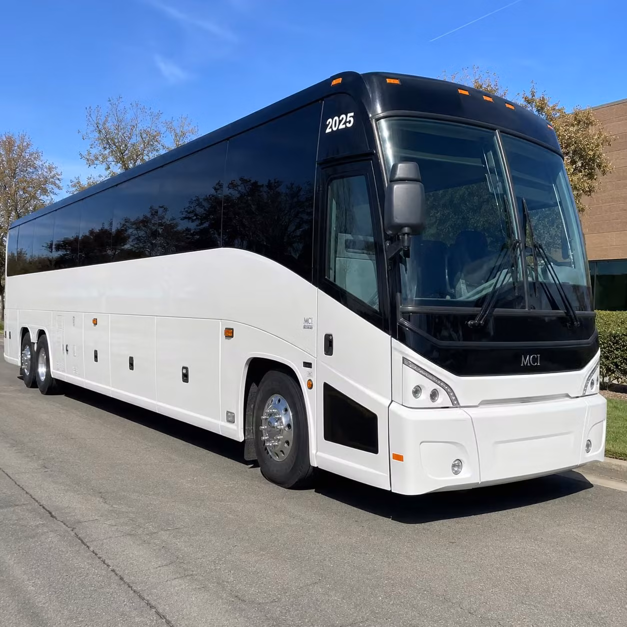 finding group transportation to live music venues across charleston is simple