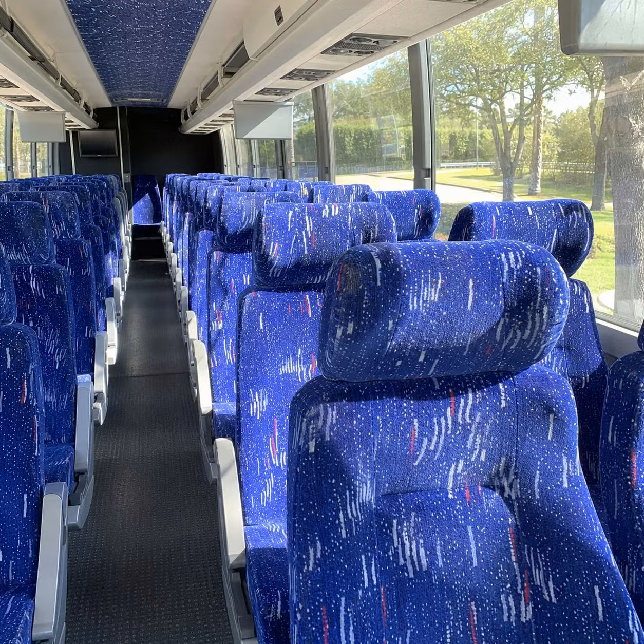 how trip distance and duration affect charter bus rates in mount pleasant