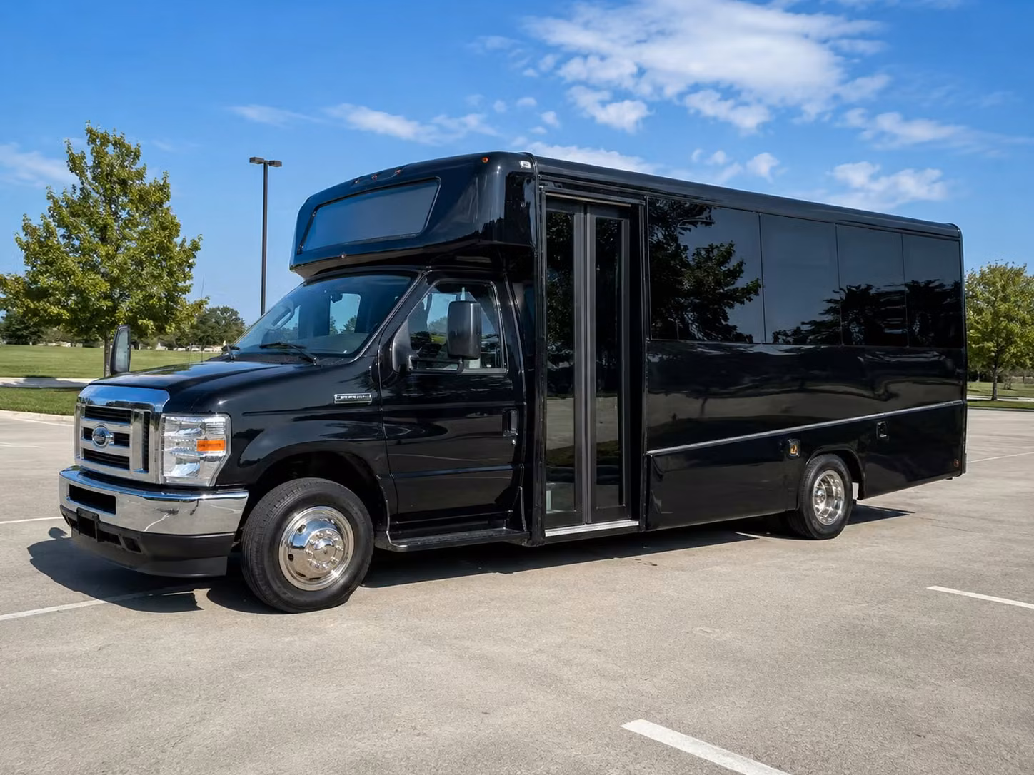 mount pleasant 18 passenger minibus rental