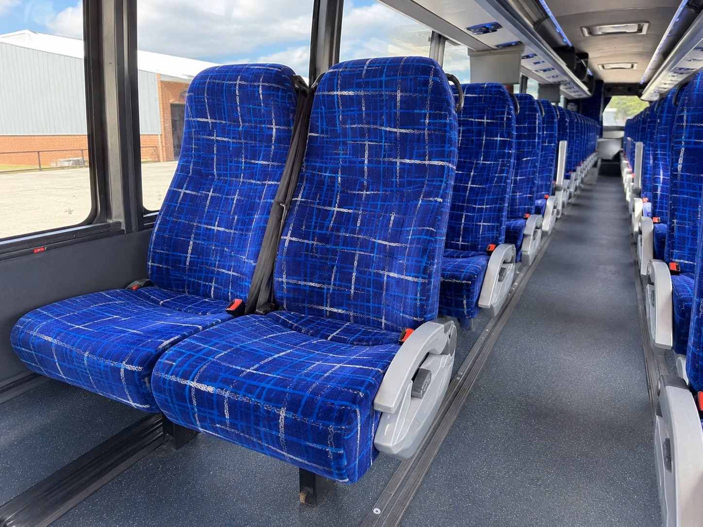 mount pleasant wedding shuttle services bus rentals